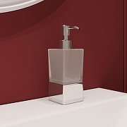 Дозатор для жидкого мыла STWORKI Стокгольм HASG31900 цвет Хром-5