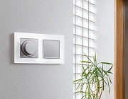 Рамка на 4 поста Ambrella Volt Platos Стекло натуральное AF380104 цвет Белый-1