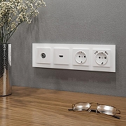 Рамка на 4 поста Werkel Favorit (белый матовый) W0041105 цвет Белый-1