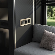 Рамка на 3 поста Werkel AluMax шампань W0033511 цвет Бежевый-1