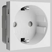 Розетка с заземлением и со шторкой модульная Werkel белый a069368 цвет Белый