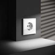 Розетка с заземлением, без рамки Voltum S70 VLS040101 цвет Белый-4