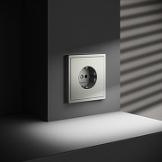 Розетка с заземлением, без рамки Voltum S70 VLS040105 цвет Сталь-4