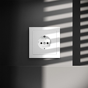 Розетка с заземлением и со шторкой, без рамки Voltum S70 VLS040202 цвет Белый-4