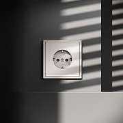 Розетка с заземлением и со шторкой, без рамки Voltum S70 VLS040203 цвет Серый-4