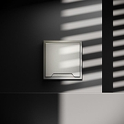 Розетка с заземлением и со шторкой, без рамки с крышкой Voltum S70 VLS040304 цвет Бежевый-4