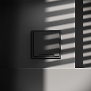 Розетка с заземлением и со шторкой, без рамки с крышкой Voltum S70 VLS040308 цвет Черный-4