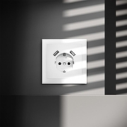 Розетка с заземлением и со шторкой и 2хUSB type A, без рамки Voltum S70 VLS040402 цвет Белый-5