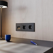 Розетка с заземлением и со шторкой и 2хUSB type A и C, без рамки Voltum S70 VLS040508 цвет Черный-6