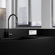 Розетка влагозащищенная с заземлением и со шторкой, без рамки с крышкой Werkel белые W1171201 цвет Белый-2