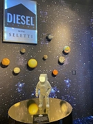 Настольная лампа Seletti Diesel Living with Seletti 10939 цвет плафона/подвески , цвет арматуры-7