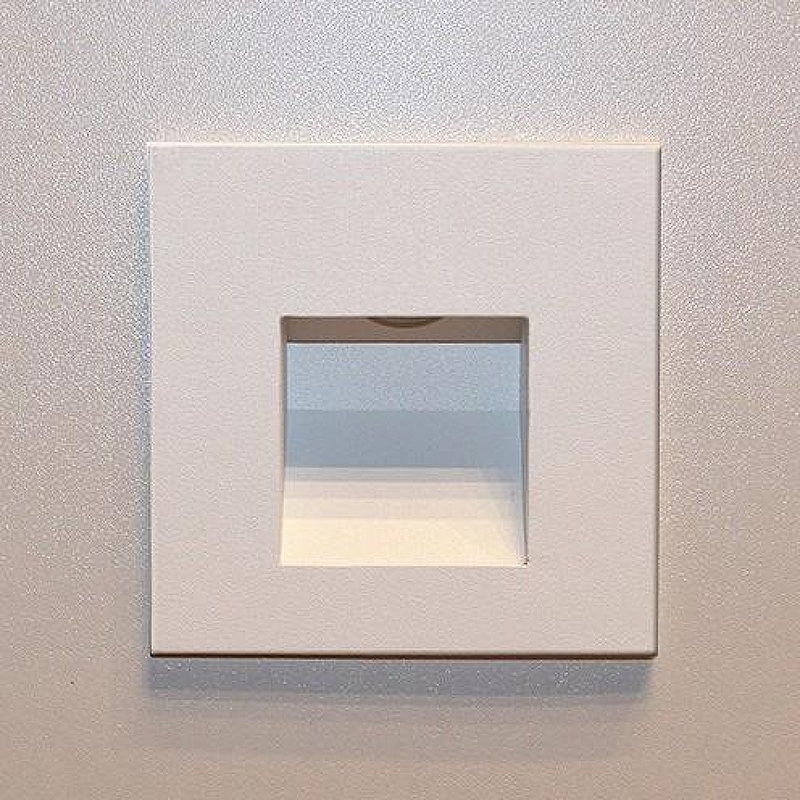 Встраиваемый светильник Italline DL 3019 DL 3019 white 