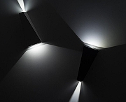 Накладной светильник Italline IT01-A807 IT01-A807 black цвет плафона/подвески Черный, цвет арматуры Черный-1