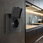 Розетка с заземлением и шторкой, с крышкой Arte Milano SET06-1 SET06-1-41-1 black цвет Черный-4