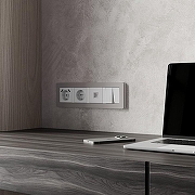 Рамка на 4 поста Werkel Split (дымчатый/белый, soft-touch) W0043067 цвет Белый, Серый-1