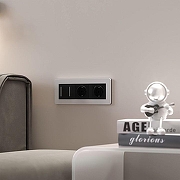 Рамка на 3 поста Werkel Split (белый/черный, soft-touch) W0033068 цвет Белый, Черный-1