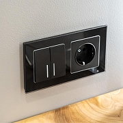 Розетка с заземлением и со шторками, без рамки Werkel черный матовый W1171108 цвет Черный-2