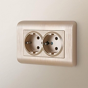 Розетка двойная с заземлением, без рамки Werkel шампань рифленый W1172010 цвет Бежевый-1