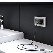 Розетка двойная влагозащищенная с заземлением и со шторками, без рамки с крышкой Werkel черный матовый W1172208 цвет Черный-2