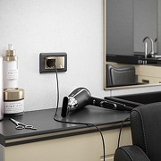 Розетка двойная влагозащищенная с заземлением и со шторками, без рамки с крышкой Werkel шампань рифленый W1172210 цвет Бежевый-2