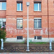 Фонарный столб Fumagalli Giorgio 4P2.372.G10.LYF1R цвет плафона/подвески Опал, цвет арматуры Серый-1