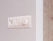 Рамка на 3 поста Ambrella Volt Line AF110203 цвет Жемчужный, Белый-2