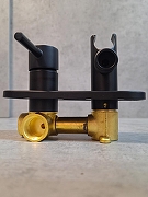 Гигиенический душ со смесителем AltroBagno Metropoli 060108 NeOp цвет Черный матовый-1