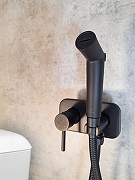 Гигиенический душ со смесителем AltroBagno Metropoli 060108 NeOp цвет Черный матовый-4