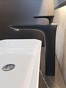 Смеситель для раковины AltroBagno Aperto 010208 NeOp цвет Черный матовый-1