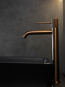 Смеситель для раковины AltroBagno Bilancia 010229 BC цвет Медь матовая-2