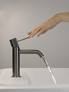 Смеситель для раковины AltroBagno Bilancia 0141 GM цвет Оружейная сталь-12