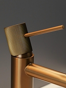 Смеситель для раковины AltroBagno Bilancia 0144 BC цвет Медь матовая-7