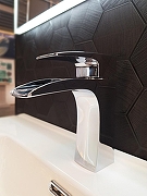 Смеситель для раковины AltroBagno Cascata 0110 Cr цвет Хром-2