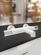 Смеситель для ванны AltroBagno Intento 0217 MW с термостатом цвет Белый матовый-1