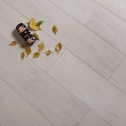 Виниловый ламинат Betta Villa V115 Дуб Трамин 1220х184х4,5 мм-1