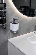 Дозатор для жидкого мыла Boheme Qubic 10727-CR цвет Хром-1