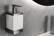 Дозатор для жидкого мыла Boheme Qubic 10727-NB цвет Брашированный никель-1