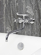 Смеситель для ванны Viko V-1115 универсальный Хром-1