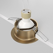 Встраиваемый светильник Maytoni Downlight Slim DL027-2-01-MG цвет Золото-3